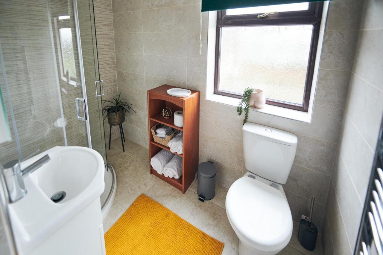 Maes Y Mel- A Couples, Pet Friendly, Rural Romantic Getaway With Countryside Views Gellywen Dış mekan fotoğraf